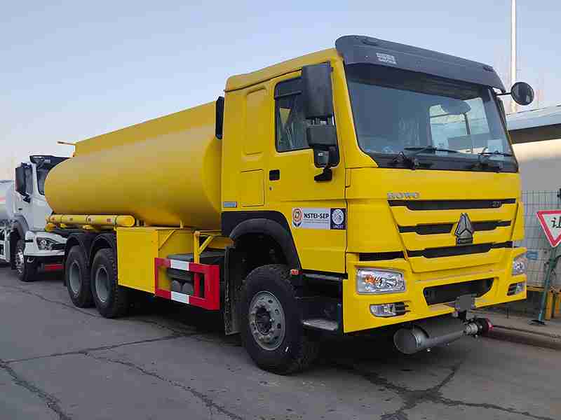 Oil Tank Truck